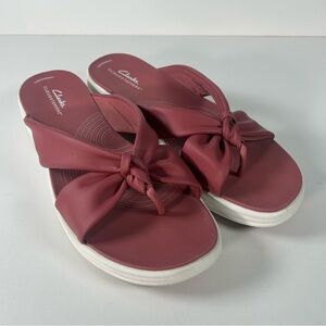 Clarks Cloudsteppers Size 10 M Drift Ave Wedge Pink Dust Rose Slip-on Sandals